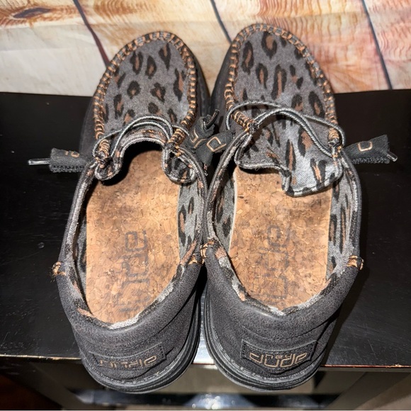 Hey Dude Wendy Funk Phantom Leopard women’s size 10 - Picture 4 of 8